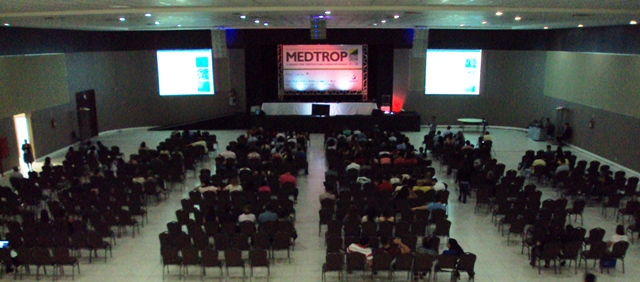 <!--:pt-->MEDTROP 2014 encerra com 1,2 mil participantes<!--:--><!--:en-->Medtrop ends with 1.2 thousand participants<!--:-->